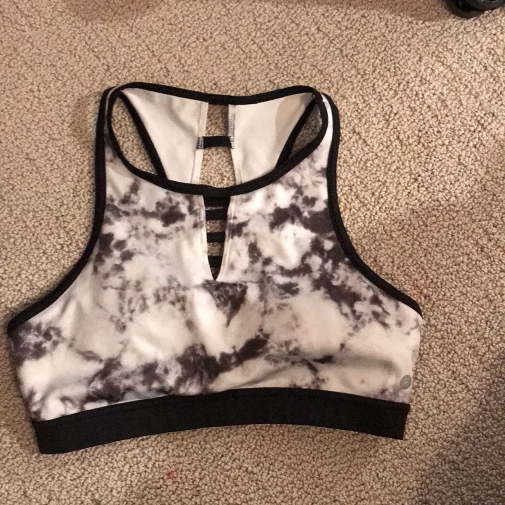 Sports bra